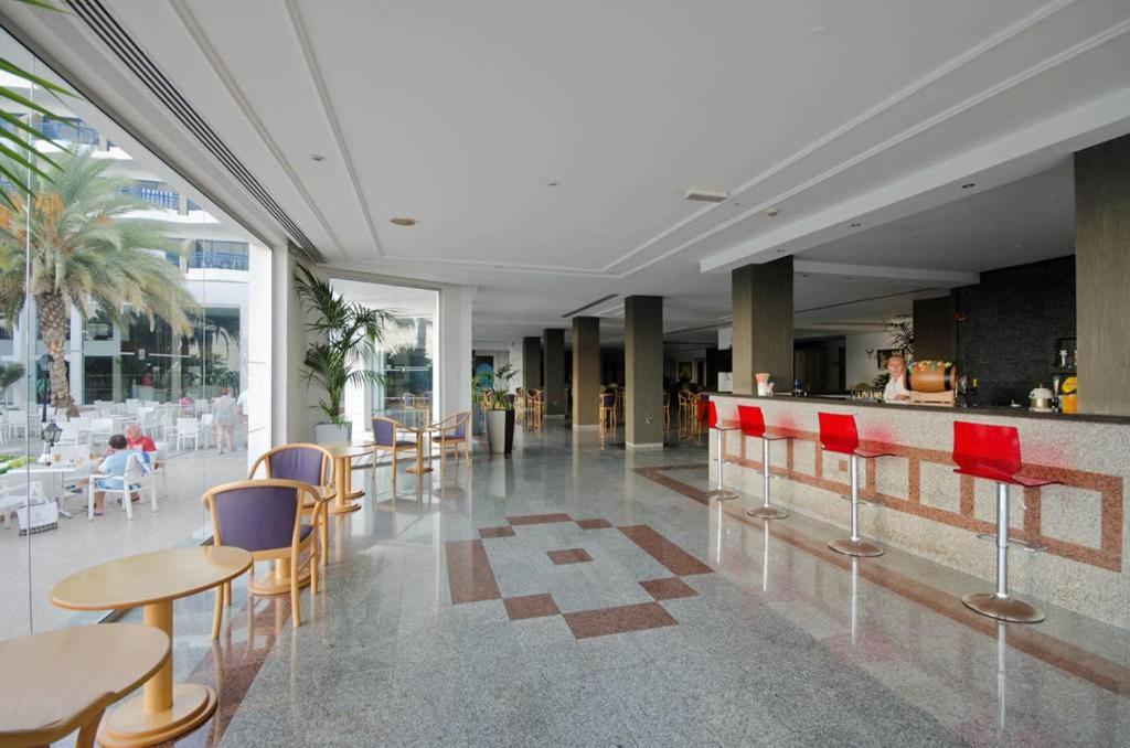 Ascos Coral Szálloda 4*