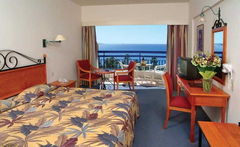 Ascos Coral Szálloda 4*